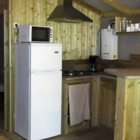 Campeggio Confortable, Animaux Admis - 4 Pers. - Api-1-52-2799 *