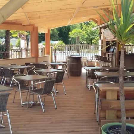 Confortable, Animaux Admis - 4 Pers. - Api-1-52-2799